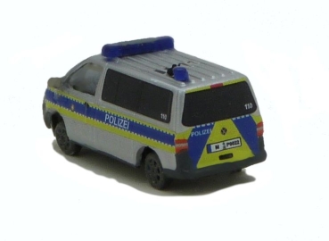 Police T5 VW station wagon